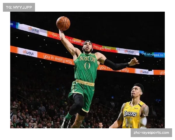 凯尔特人怀特谢尔曼后场搭档 轮换组合保持攻防转换节奏 凯尔特人怀特谢尔曼后场搭档 轮换组合保持攻防转换节奏